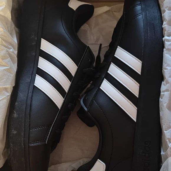 NWT Adidas Men's Black Sneakers with White Stripes - Picture 3 of 8